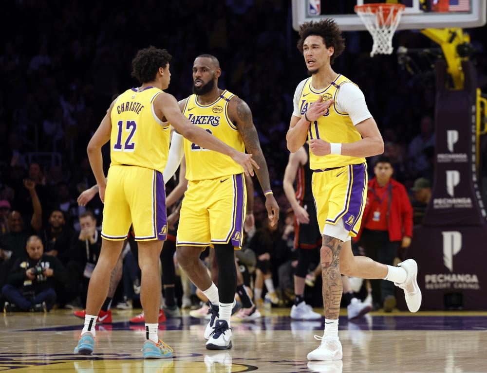 表现和坚韧 表现和坚韧