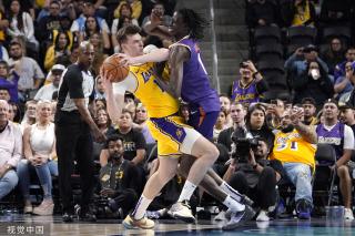 心与边路球 心与边路球